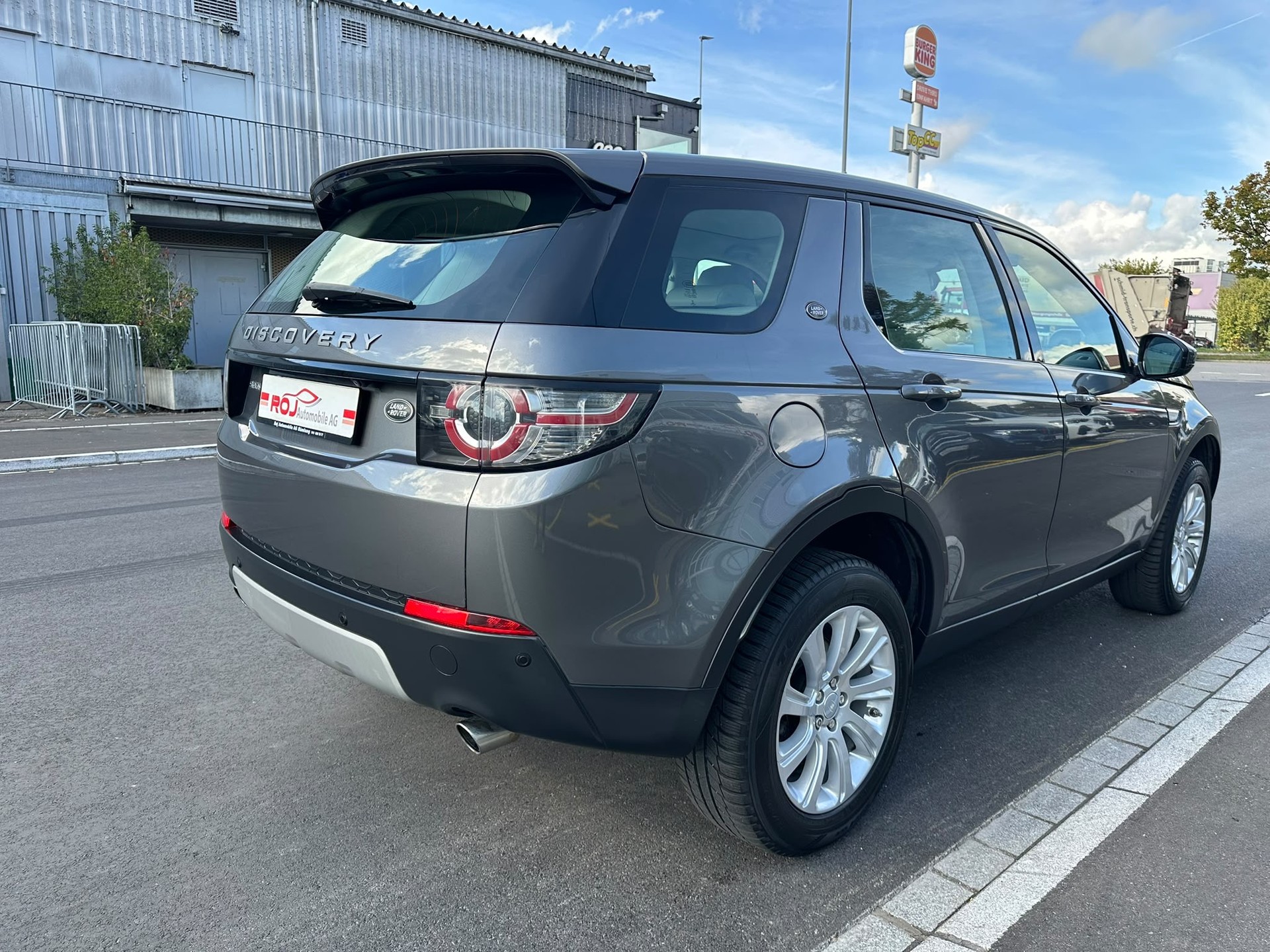 LAND ROVER Discovery Sport 2.0 TD4 HSE Luxury AT9-image-5