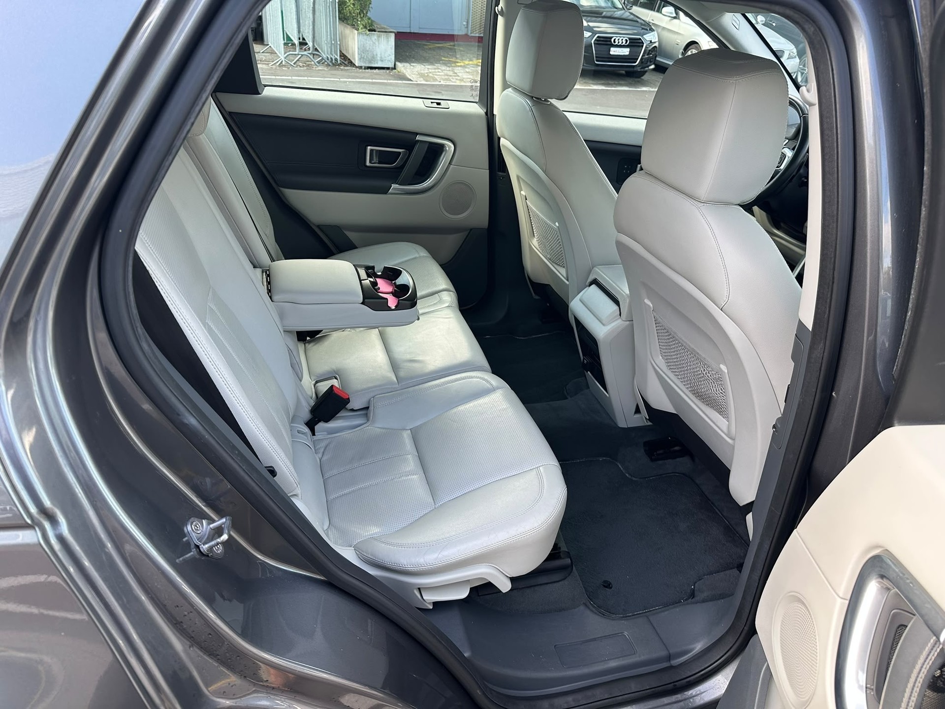 LAND ROVER Discovery Sport 2.0 TD4 HSE Luxury AT9-image-20