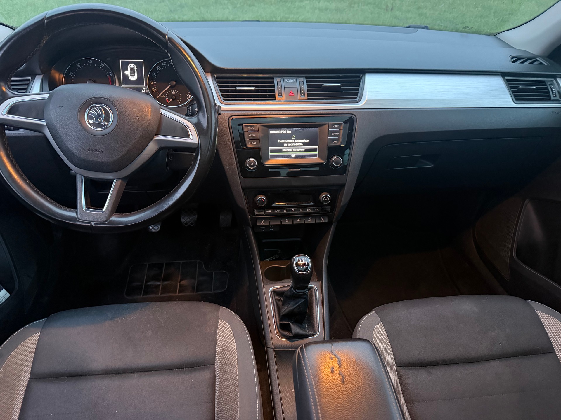 SKODA Rapid Spaceback 1.2 TSI Ambition-image-4