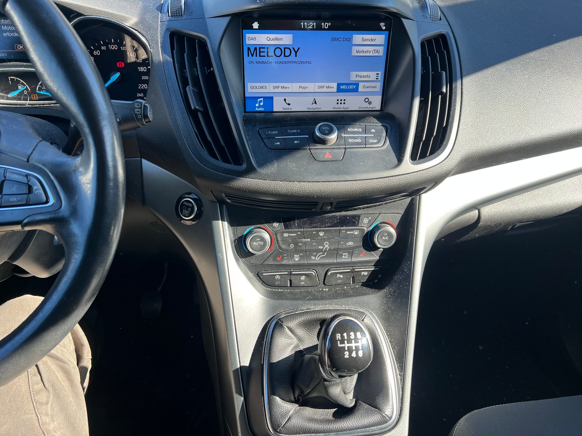 FORD Kuga 2.0 TDCi ST Line High 4WD-image-7
