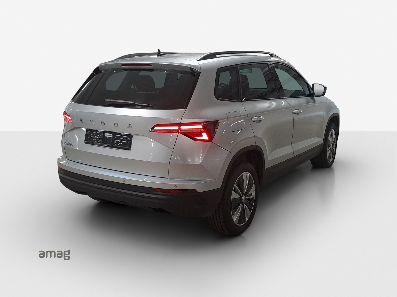 SKODA Karoq 1.5 TSI Ambition DSG-image-4
