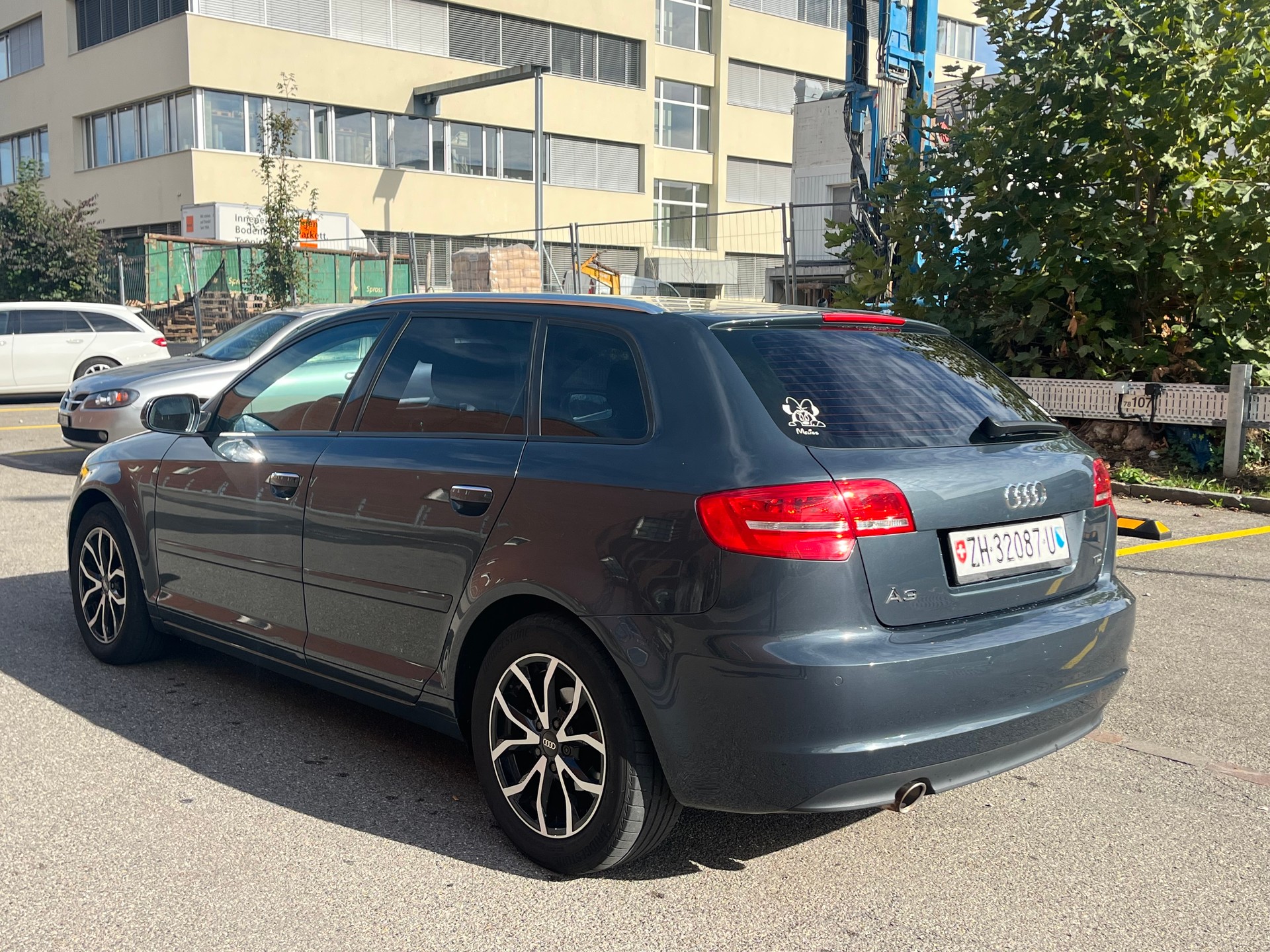 AUDI A3 Sportback 2.0 TDI Ambition-image-3