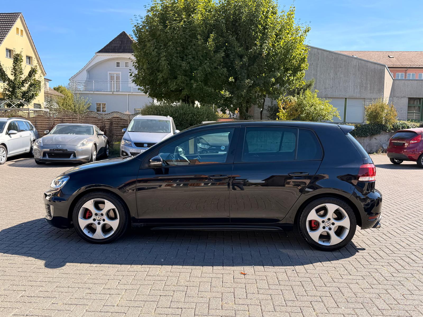 VW Golf 2.0 TSI GTI Team DSG-image-1