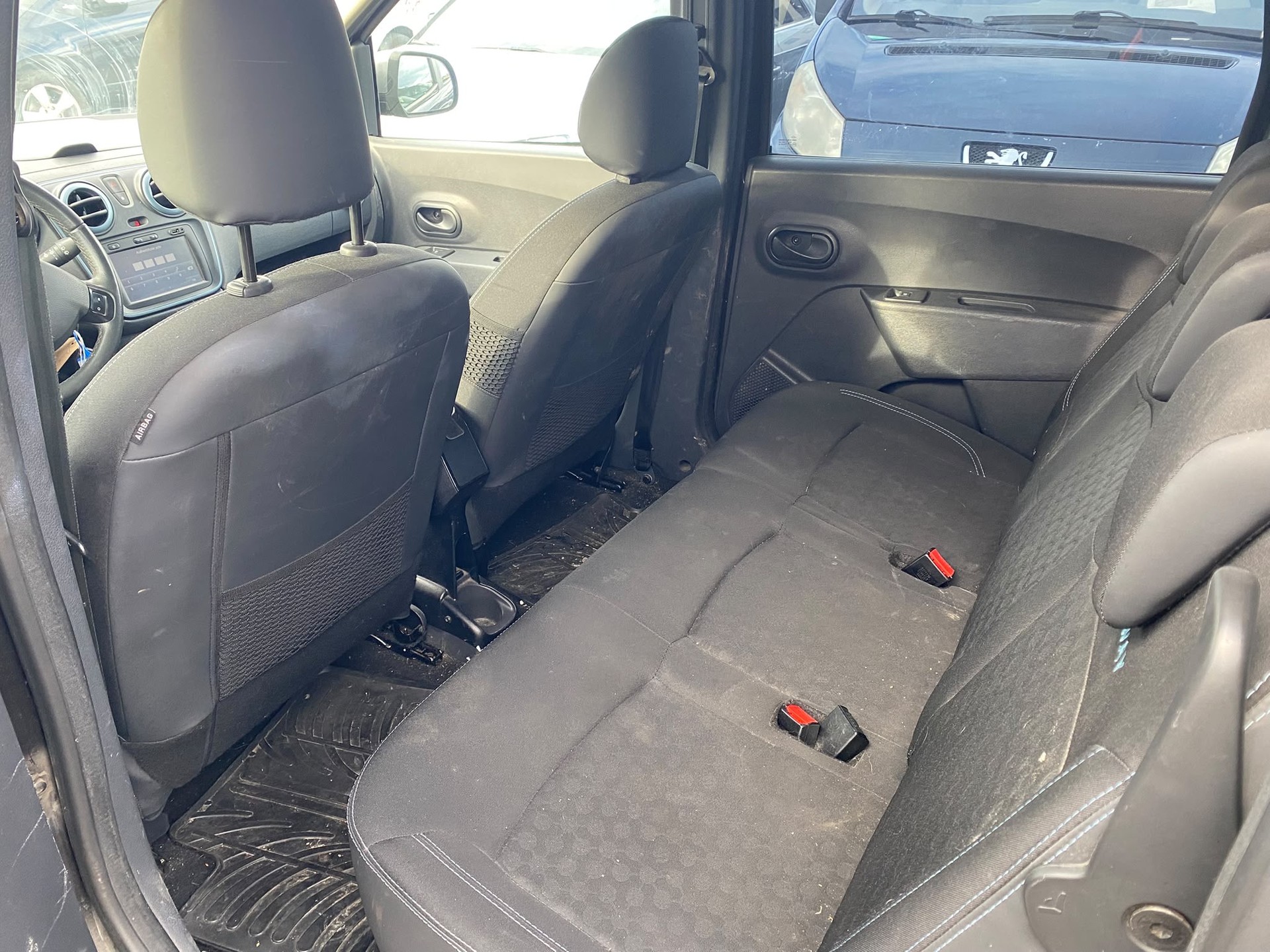 DACIA Lodgy 1.2 Turbo Ambiance 5PL-image-10