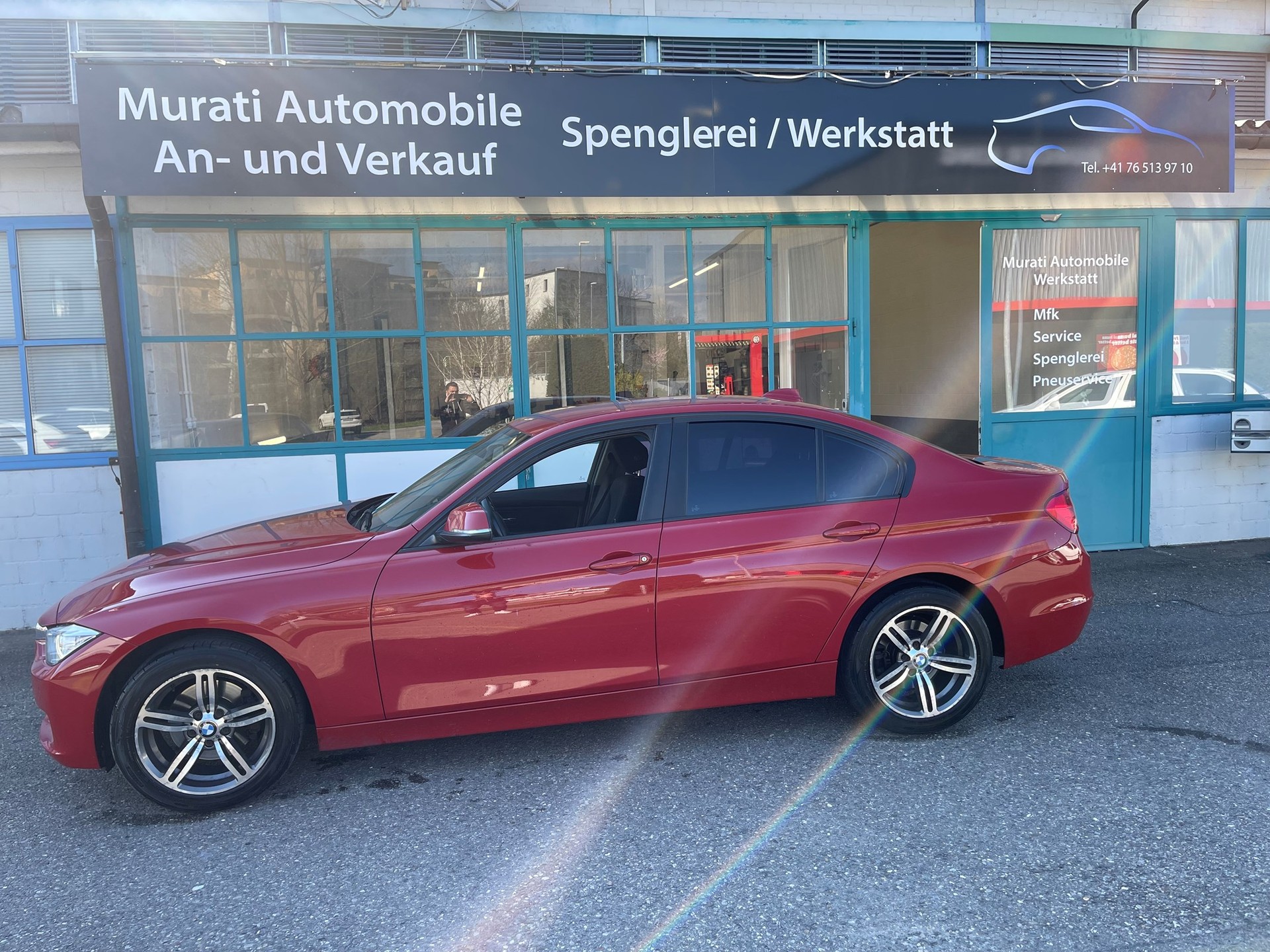 BMW 320d-image-2