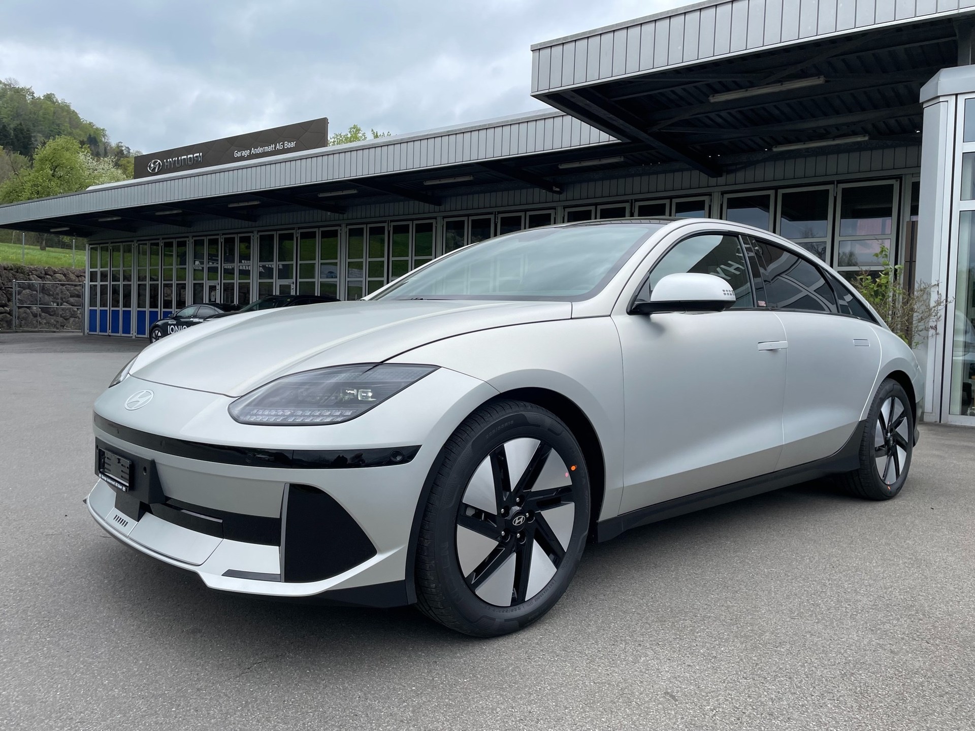 HYUNDAI Ioniq 6 77kWh Launch Edition 4WD-image-1