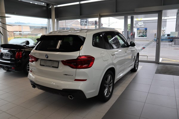 BMW X3 xDrive 20d M Sportpaket Steptronic 4x4 Euro 6-image-3