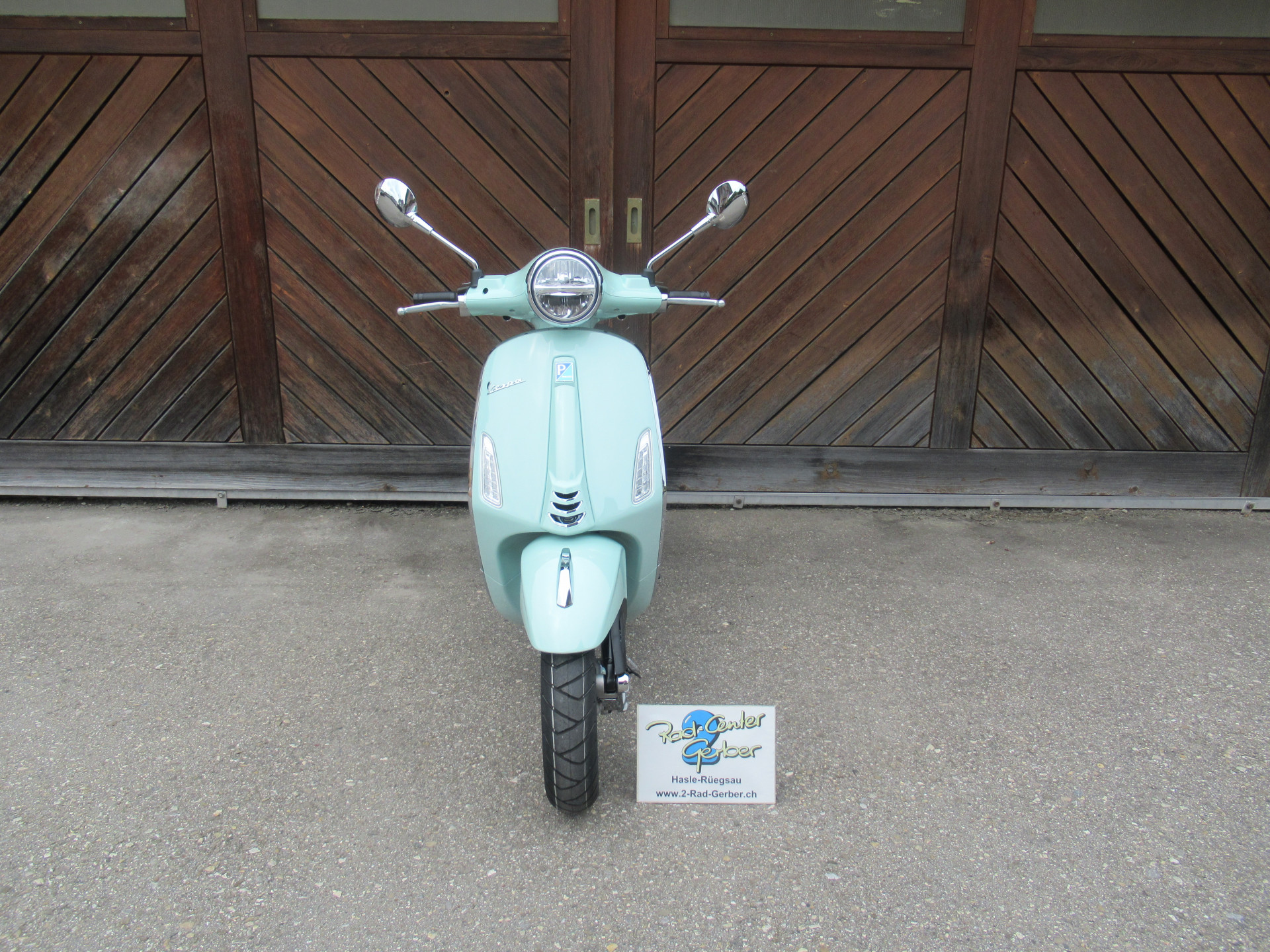 PIAGGIO Vespa Primavera 125-showroom-element-1