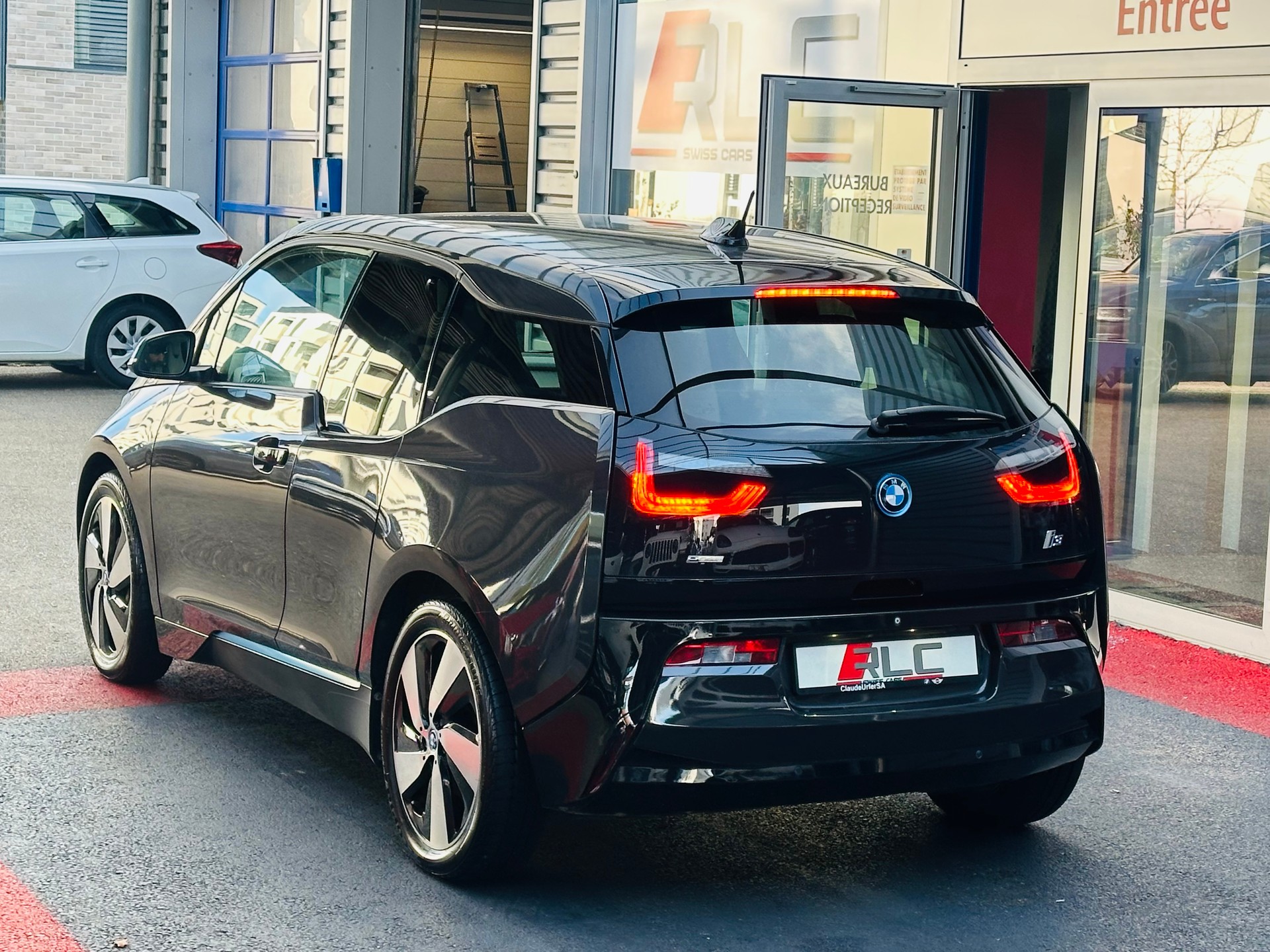 BMW i3 (60Ah)-image-4