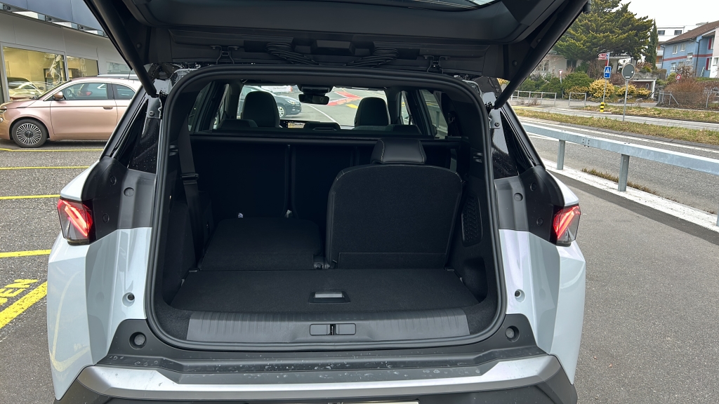 PEUGEOT 5008 136 Hybrid e-DCS6 GT-image-9