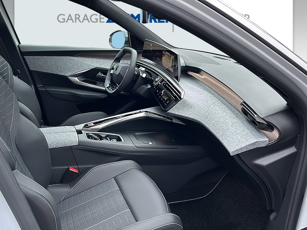 PEUGEOT 5008 136 Hybrid e-DCS6 GT-image-6