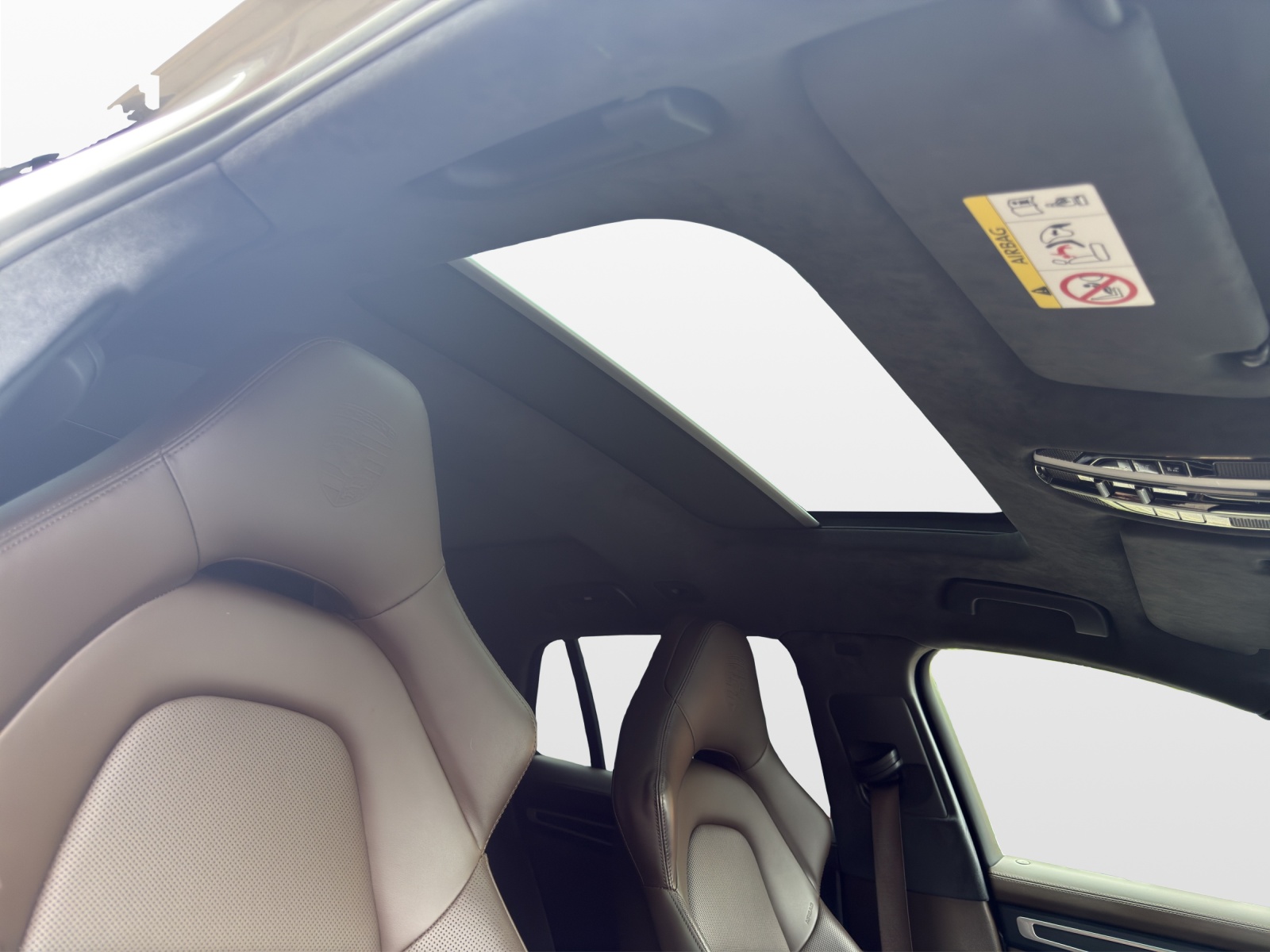 PORSCHE Panamera GTS Sport Turismo PDK-image-15