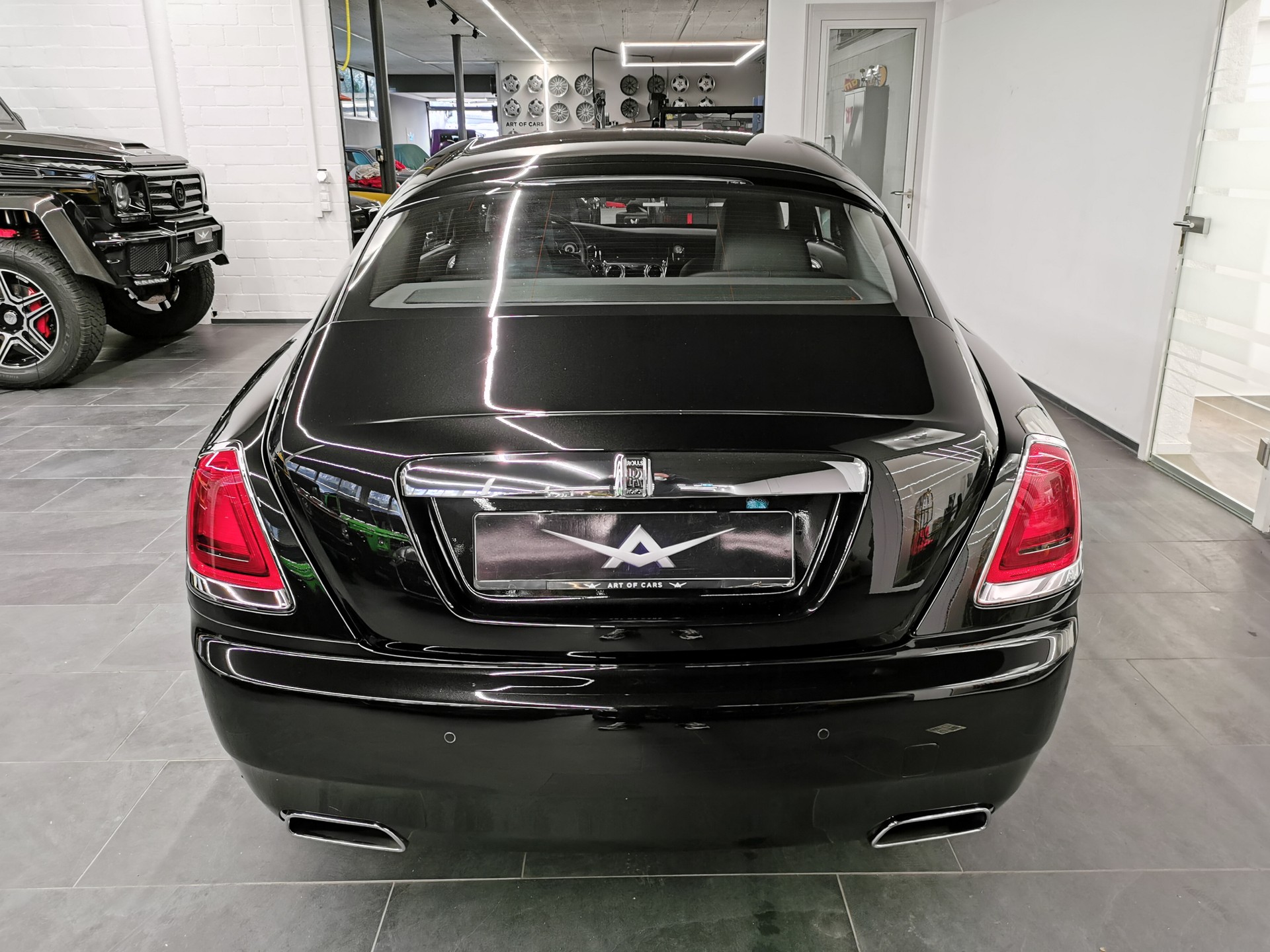ROLLS-ROYCE Wraith 6.6 V12 Original Zustand CH-Fahrzeug-image-5