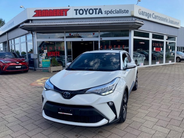 TOYOTA C-HR 1.8 HSD CVT Trend-image-0