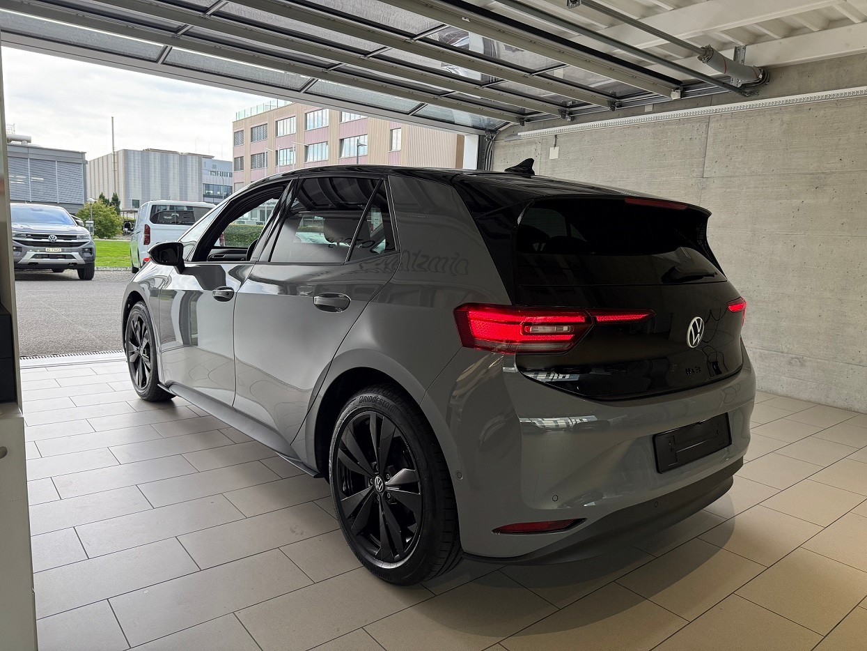 VW ID.3 Pro 59 kWh Pro United-image-1