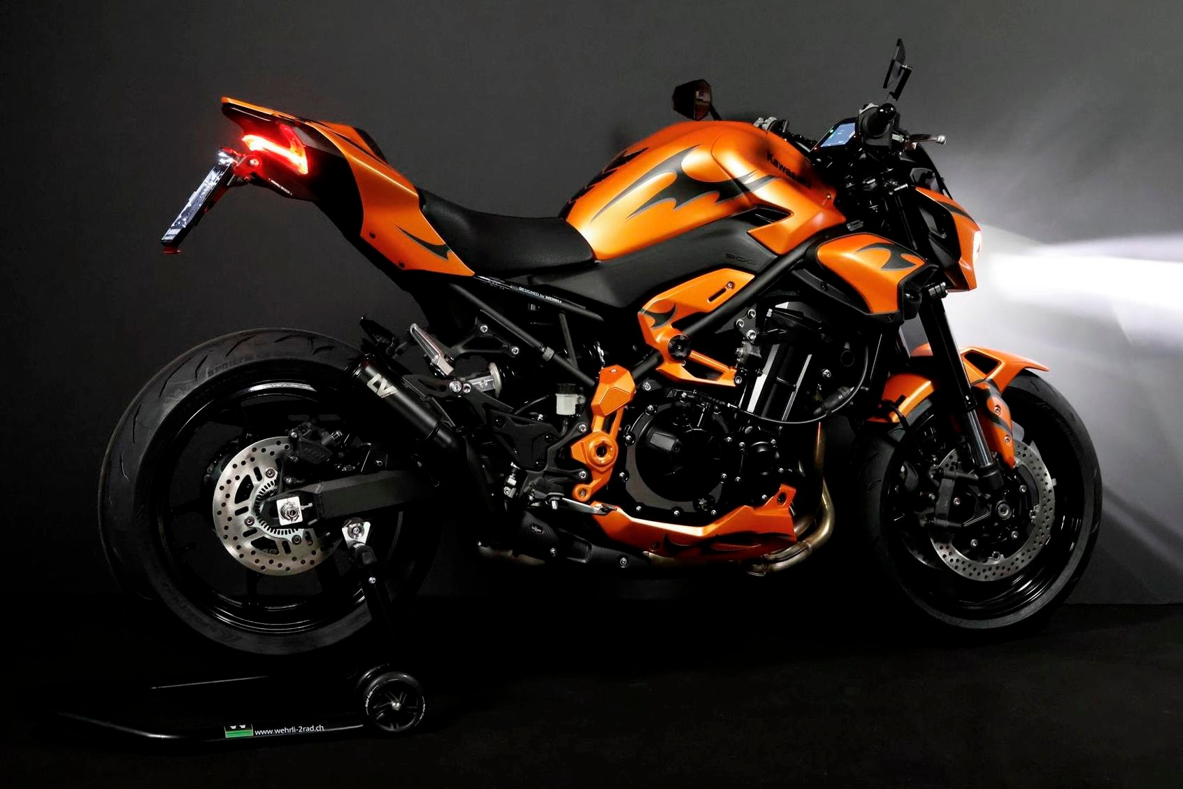 KAWASAKI Z 900 (91/70/35 KW) *Fair Lady* Level 3-image-12