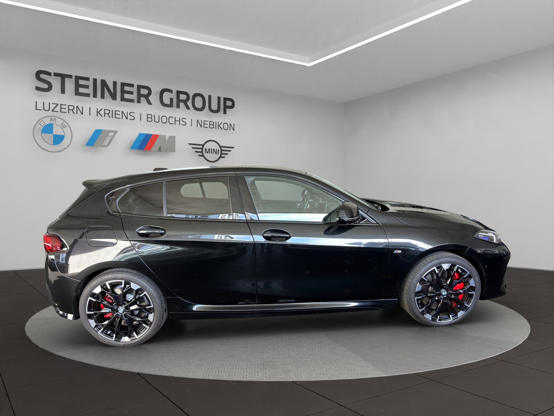 BMW M135 xDrive M Sport Pro-image-4