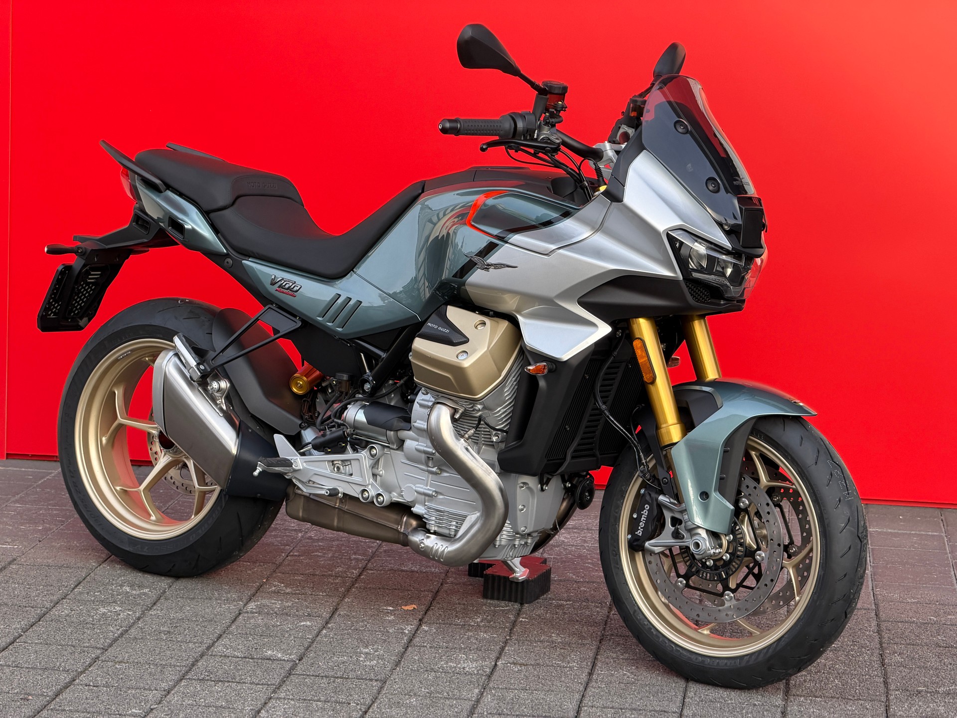 MOTO GUZZI V100 Mandello S E5+-image-14