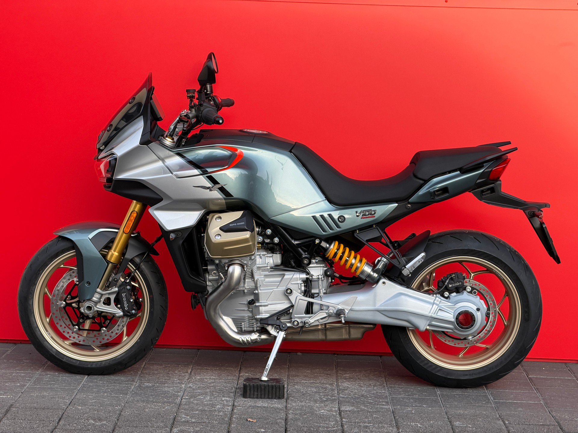 MOTO GUZZI V100 Mandello S E5+-image-12