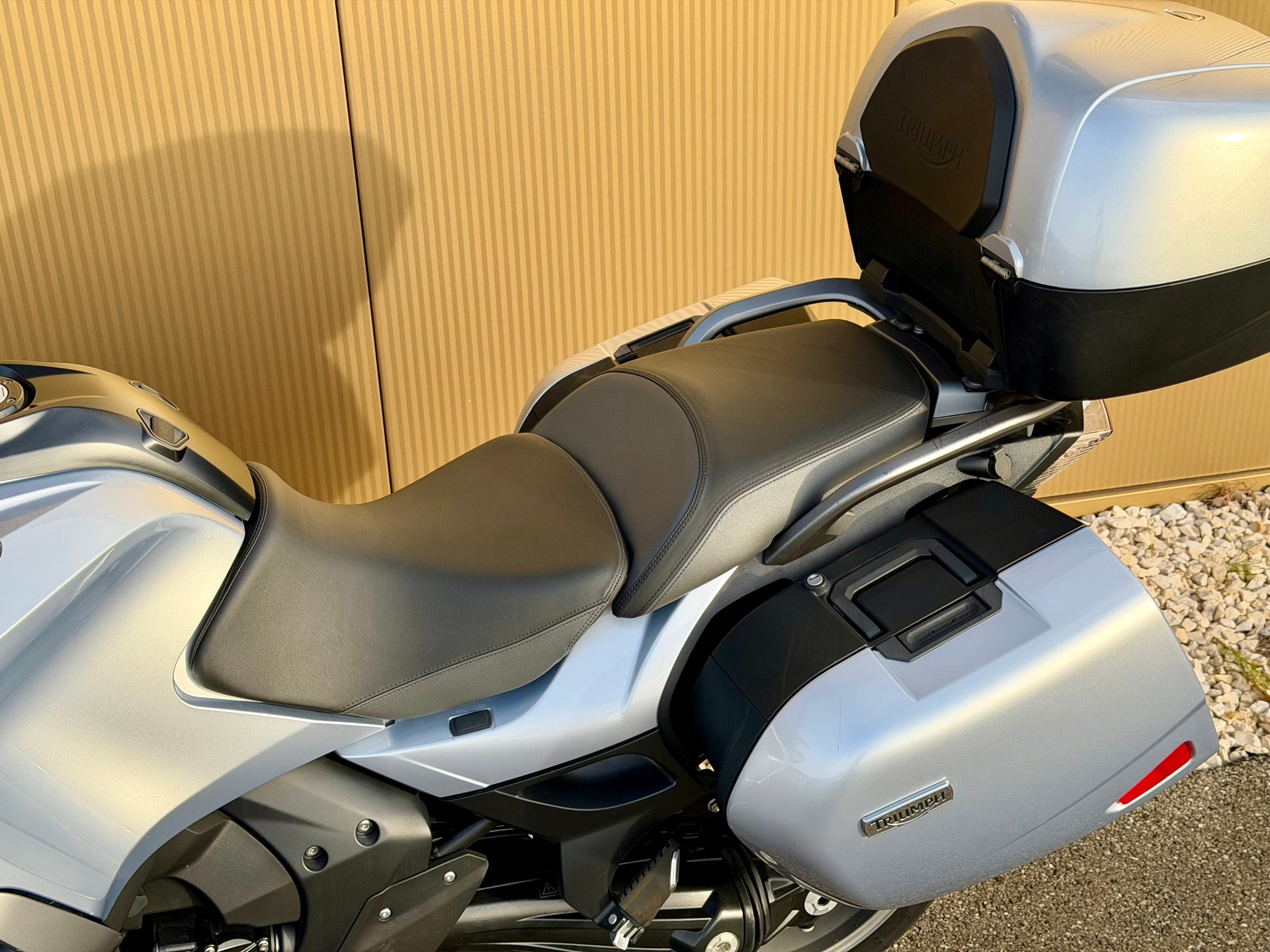 TRIUMPH Trophy 1200 SE ABS-image-14