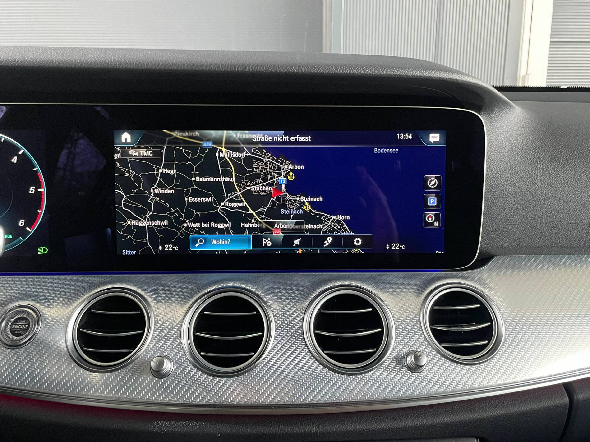 MERCEDES-BENZ E 220 d Avantgarde 4matic Kombi-image-12
