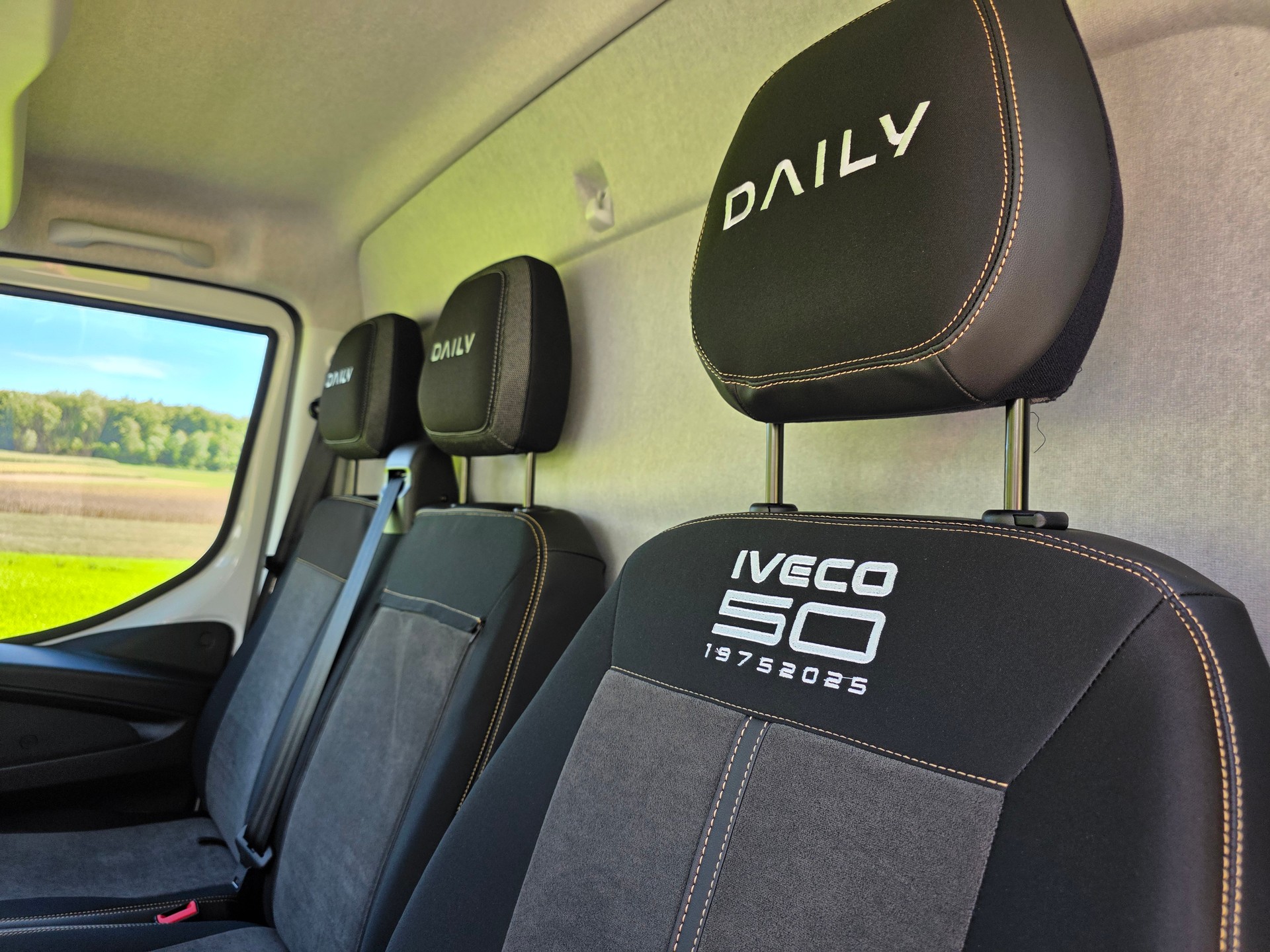 IVECO 35 S 21H A8-image-10
