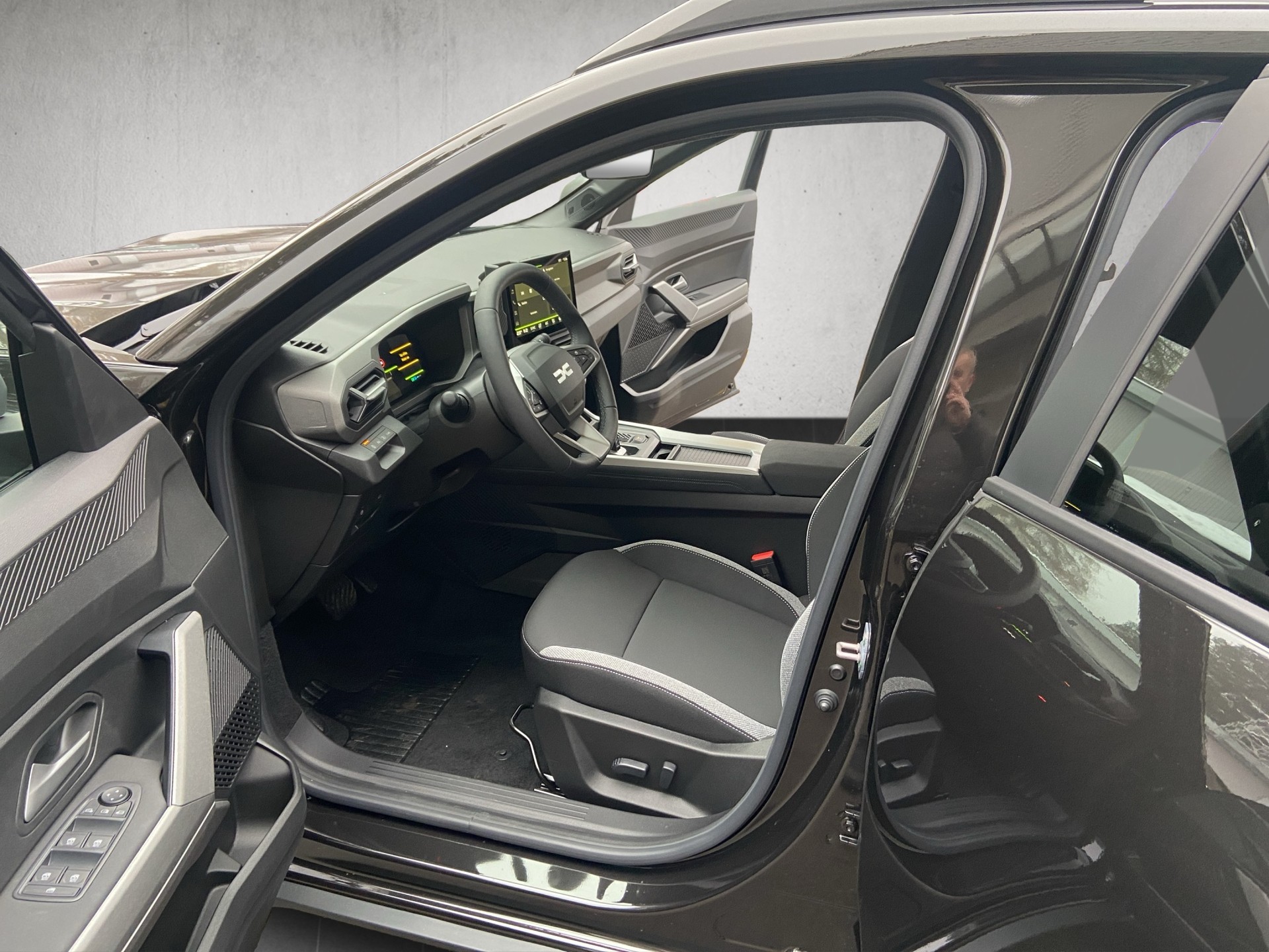 DACIA Bigster HEV 155 Journey-image-6