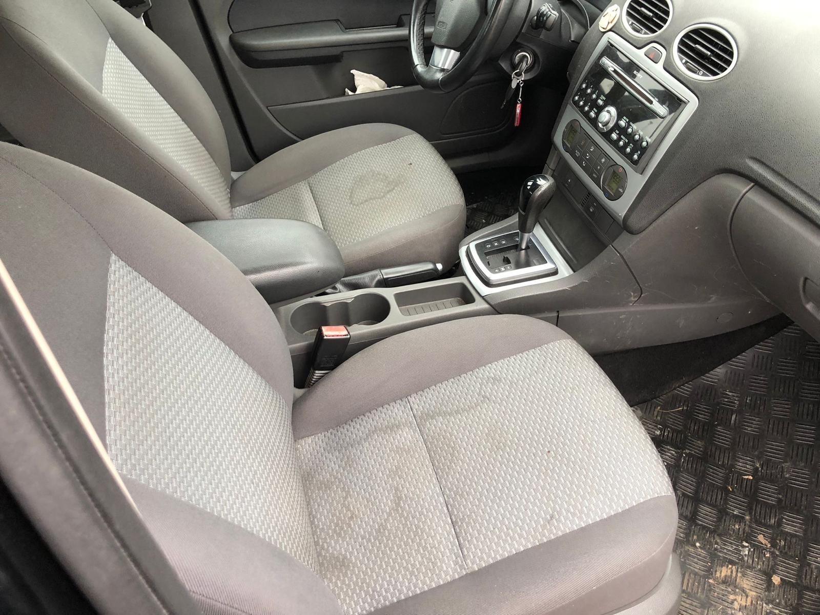 FORD Focus 2.0i Trend-image-11
