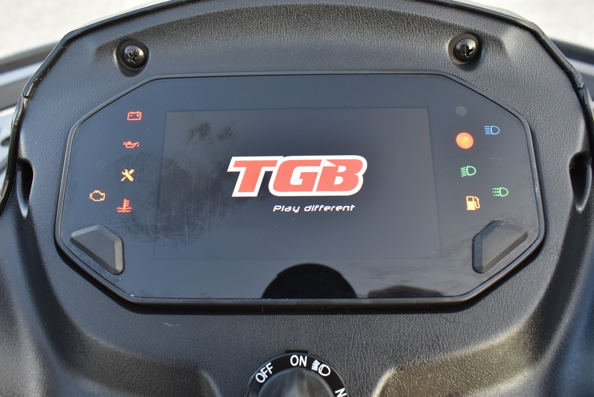 TGB Blade 1000 EFI LT Touring 4x4-image-14