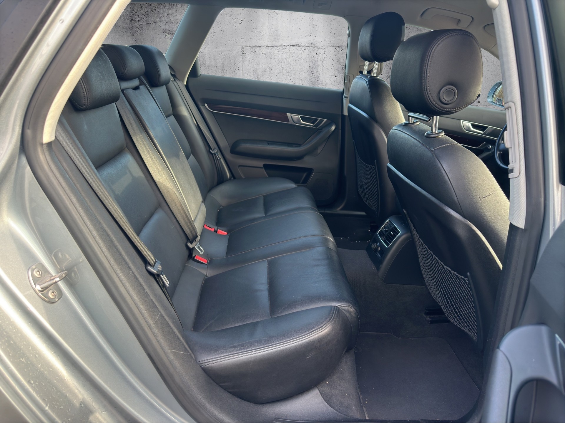 AUDI A6 Avant 3.0 V6 TDI quattro tiptronic-image-12
