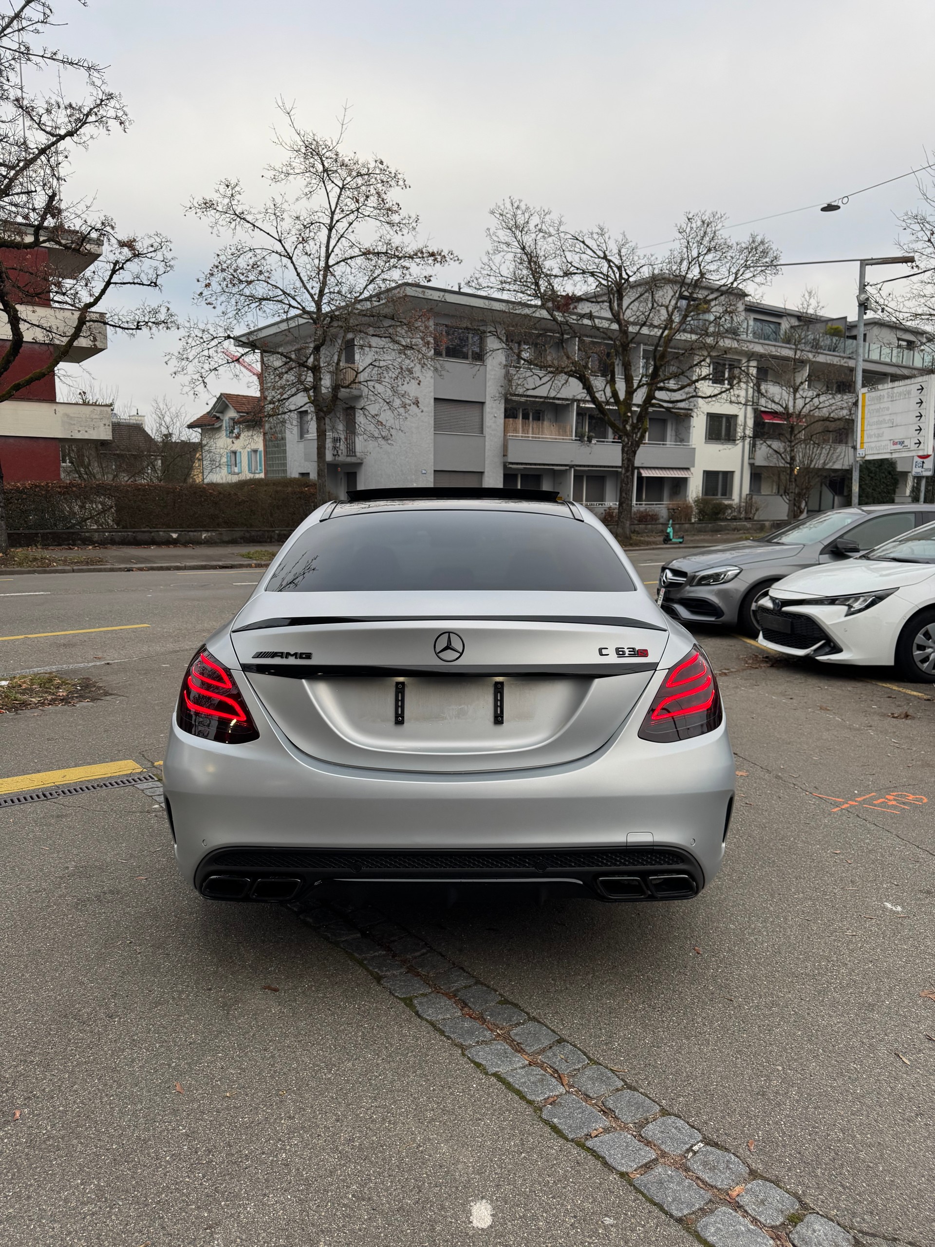 MERCEDES-BENZ C 63 S AMG Speedshift-image-4