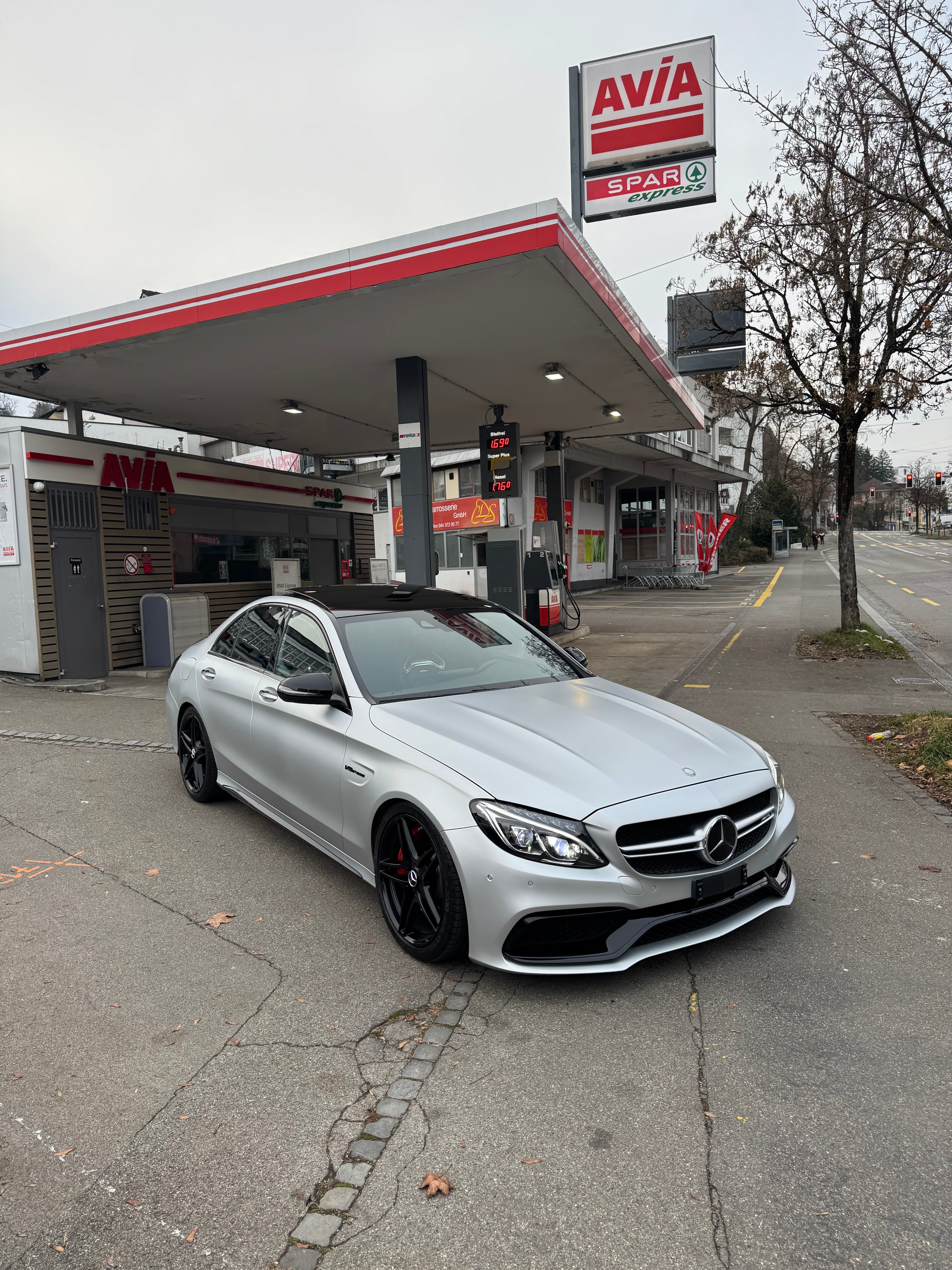 Car photo
