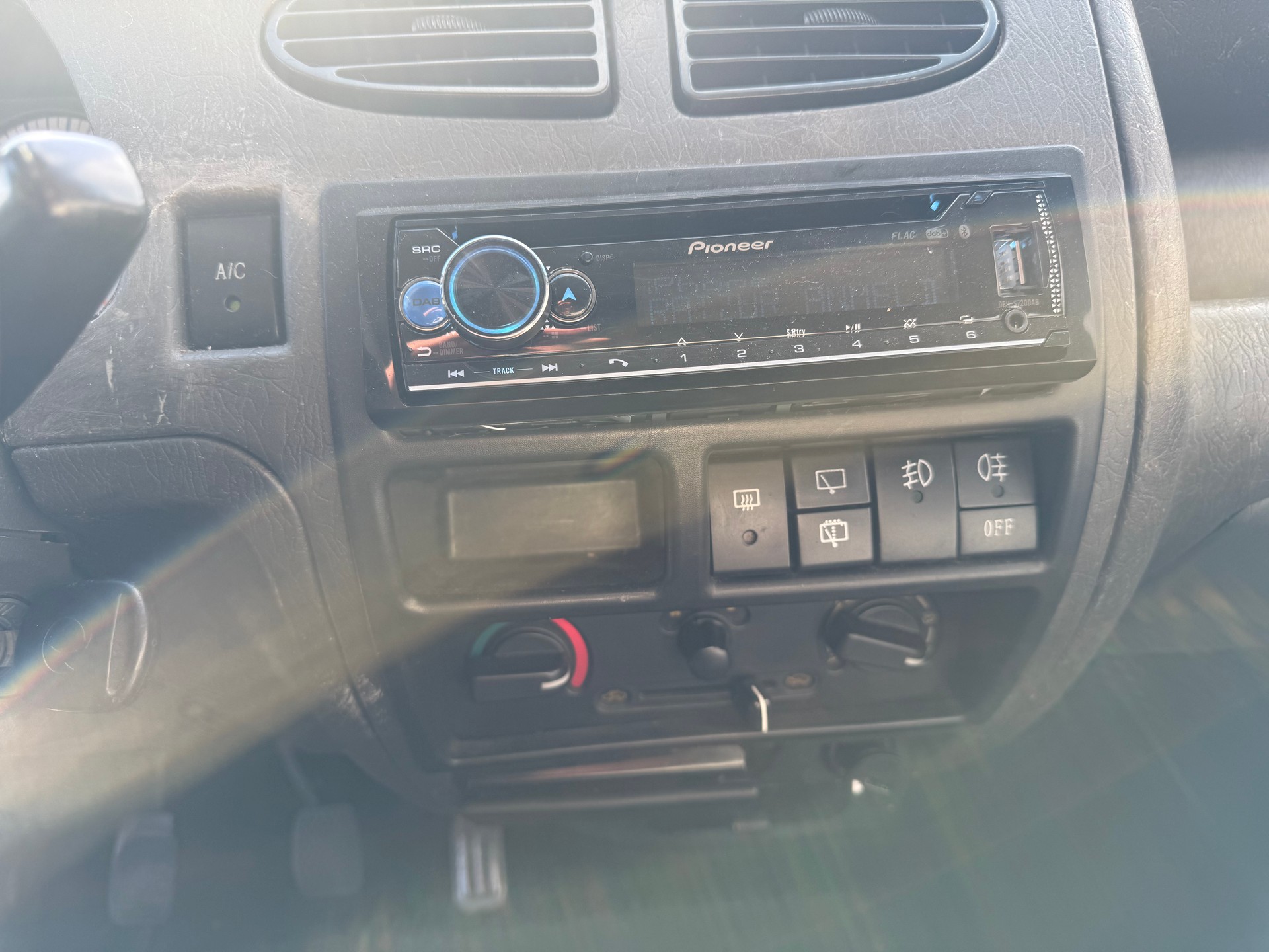 DFM Mini Bus 1.3-image-14