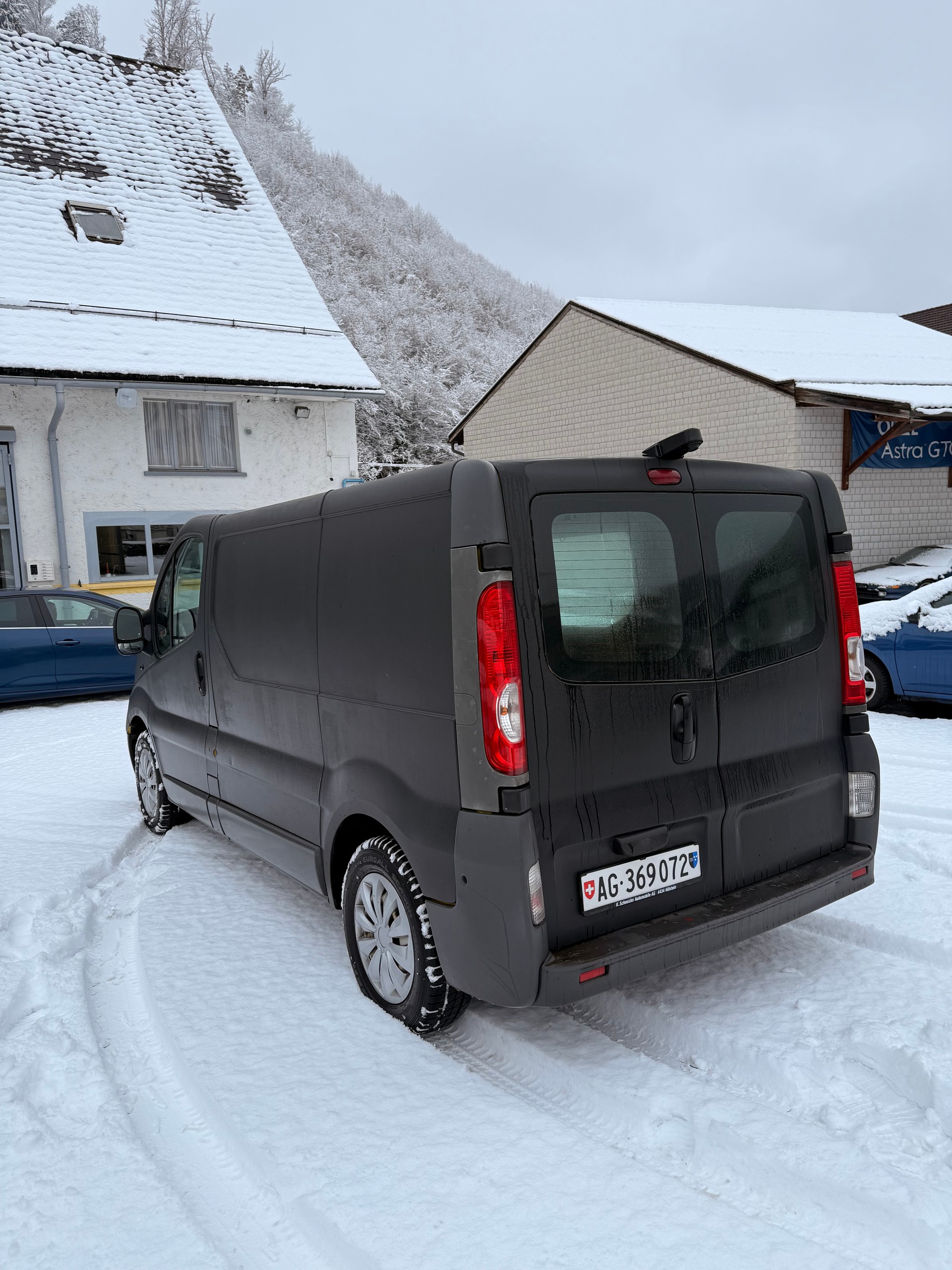 RENAULT Trafic 2.0 dCi 115 2.9t L1H1 (MFK geprüft)-image-2
