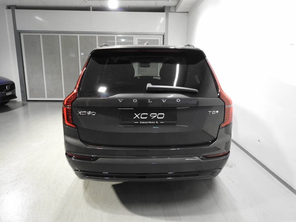 VOLVO XC90 2.0 T8 TE Ultra Dark eAWD-image-4