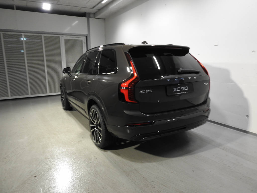 VOLVO XC90 2.0 T8 TE Ultra Dark eAWD-image-4