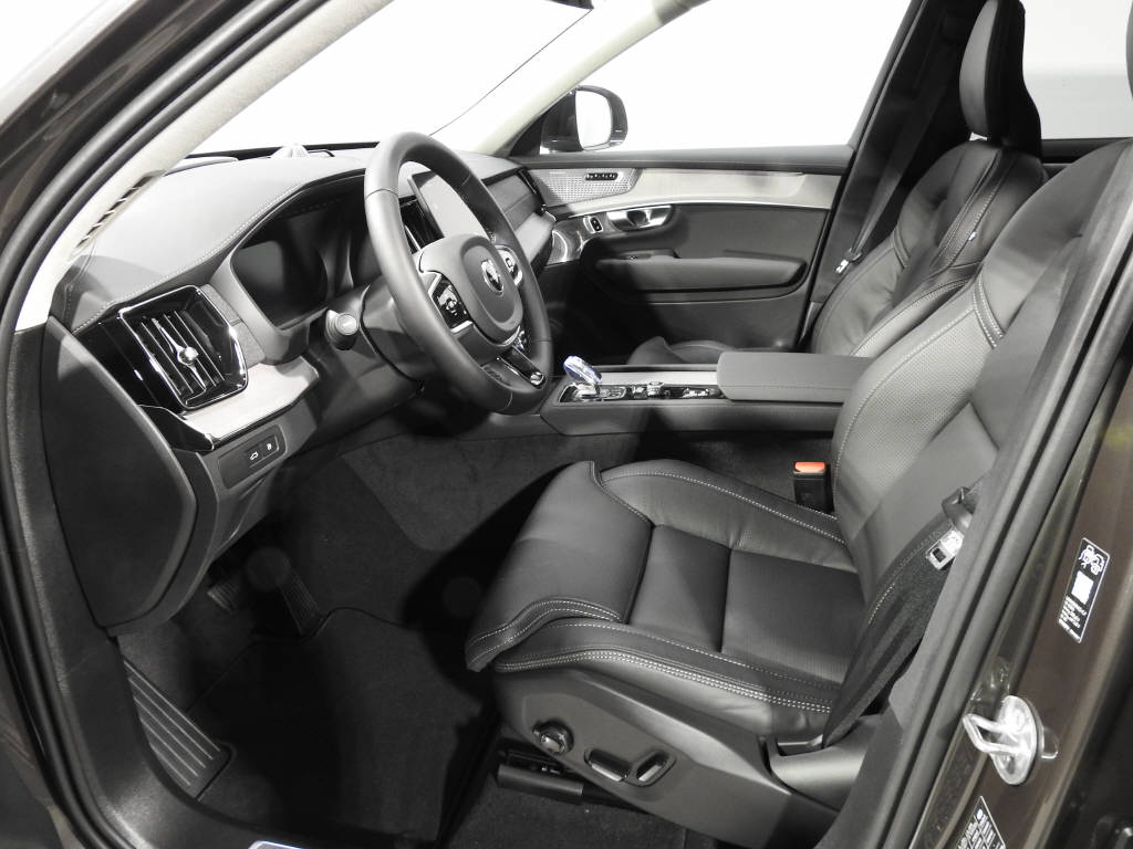 VOLVO XC90 2.0 T8 TE Ultra Dark eAWD-image-11