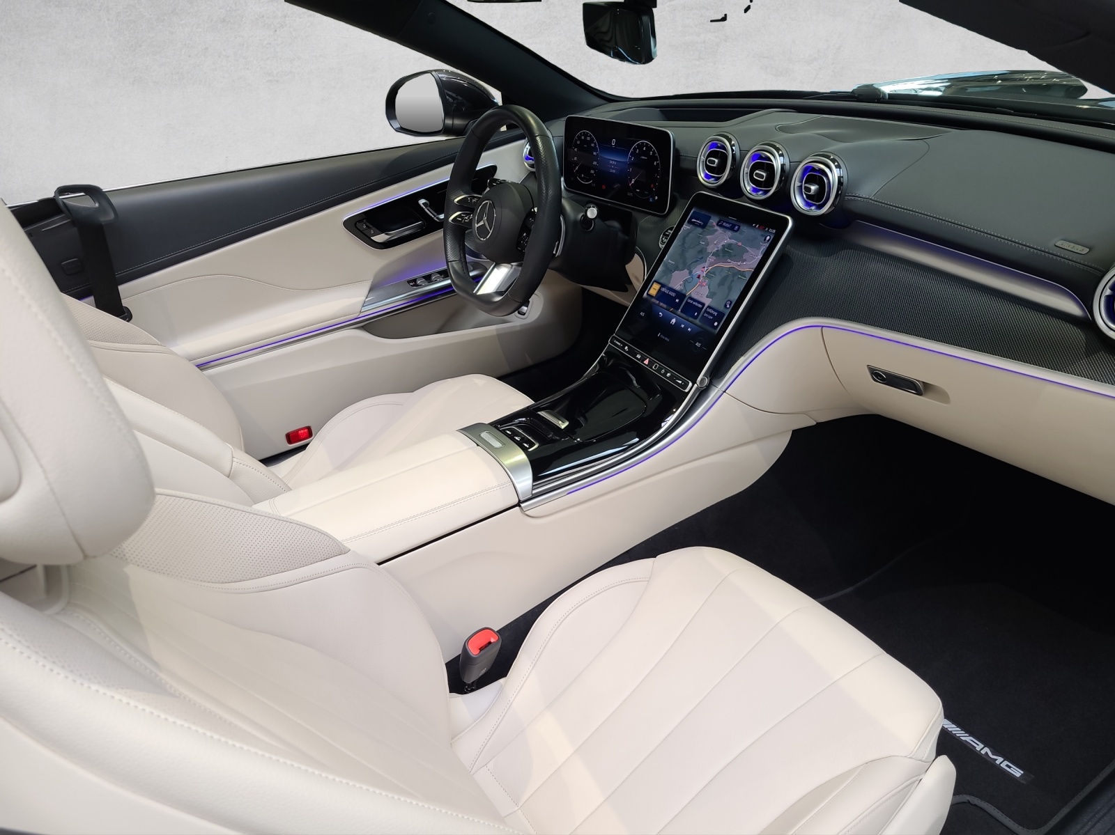 MERCEDES-BENZ CLE 200 Cabrio-image-7