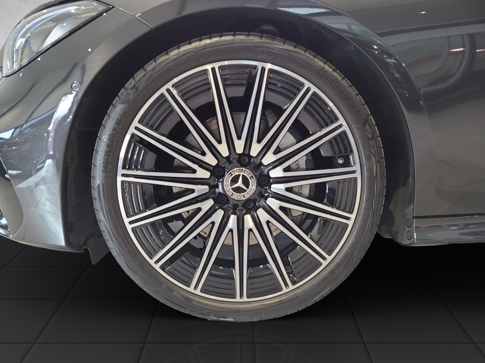 MERCEDES-BENZ CLE 200 Cabrio-image-13