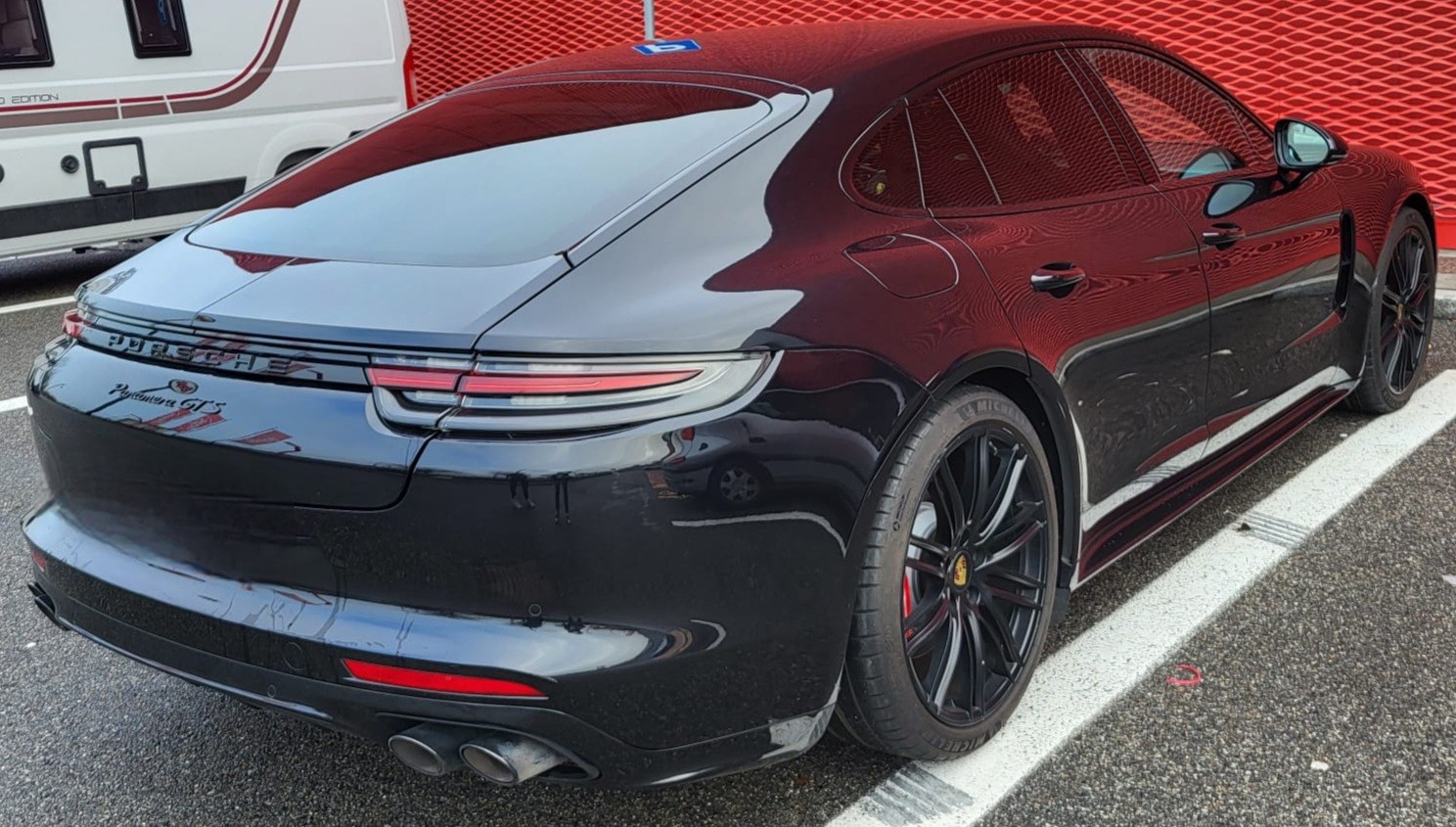 PORSCHE Panamera GTS Sport Turismo PDK-image-4