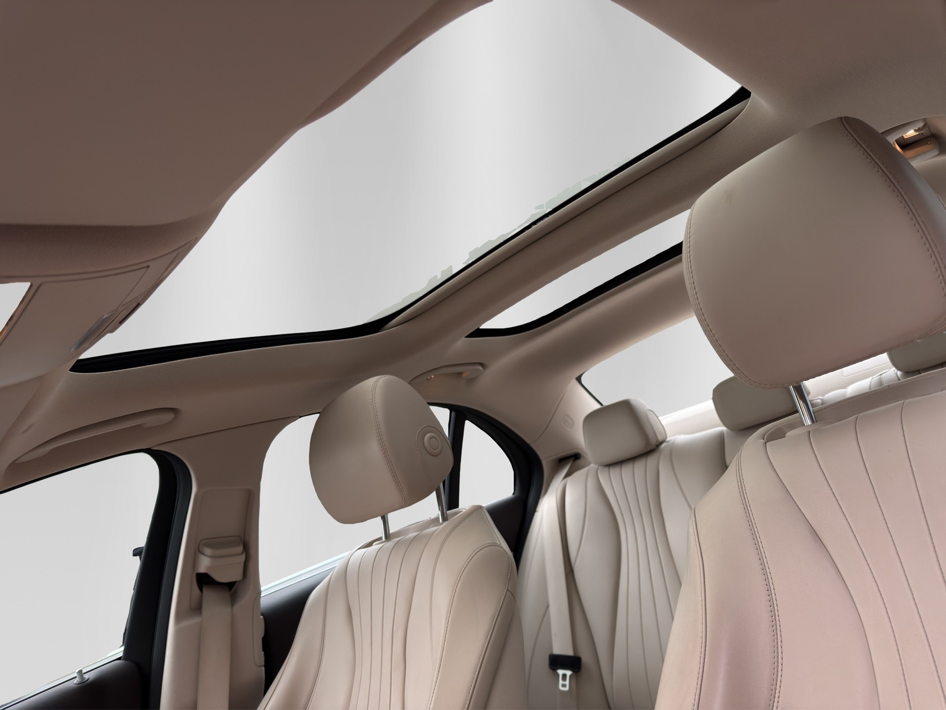MERCEDES-BENZ E 350 d Exclusive 9G-Tronic-image-8