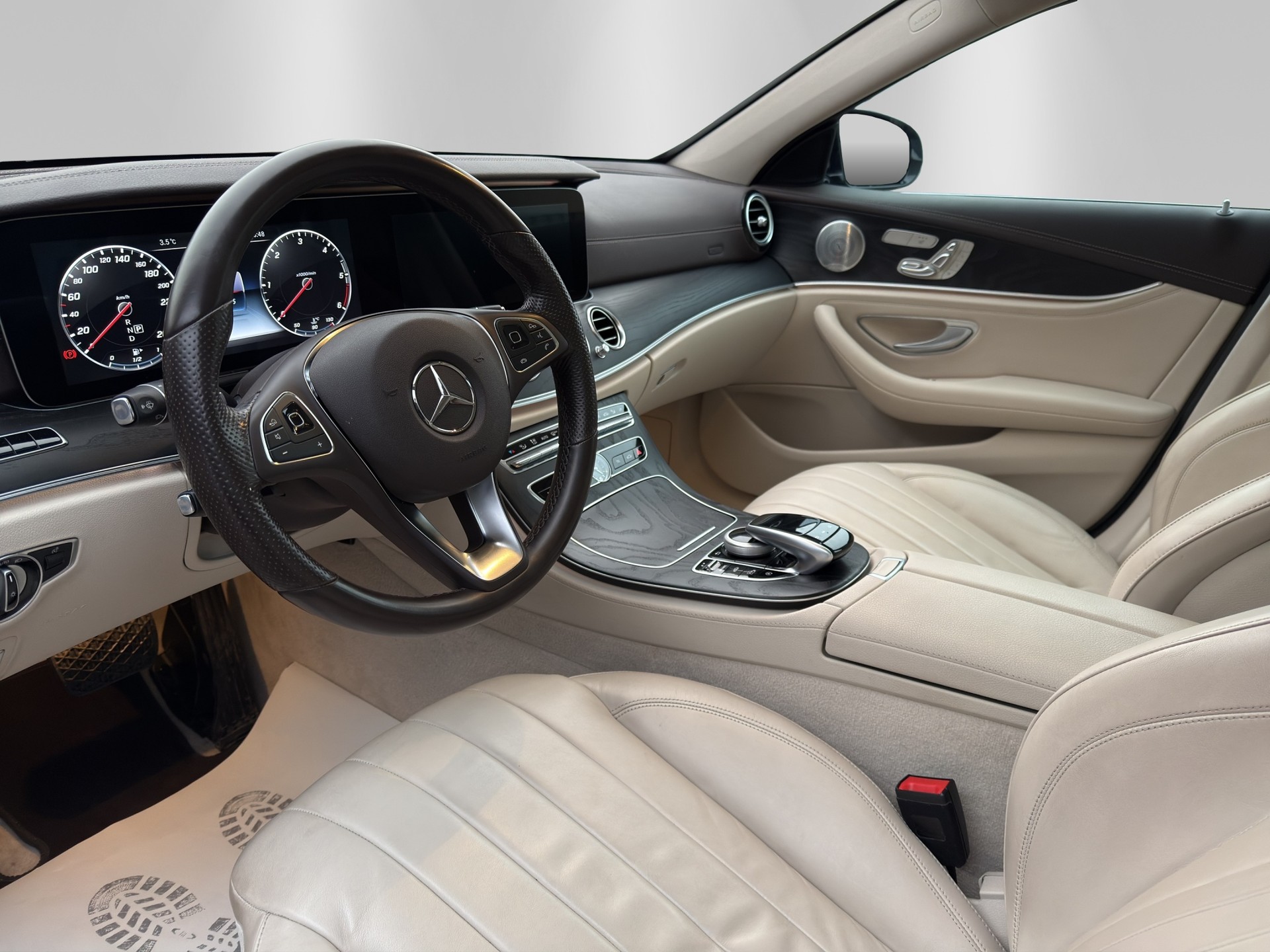 MERCEDES-BENZ E 350 d Exclusive 9G-Tronic-image-7
