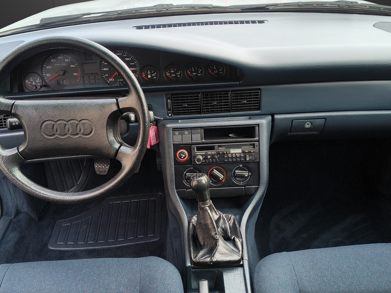 AUDI 100 2.3 E-image-11