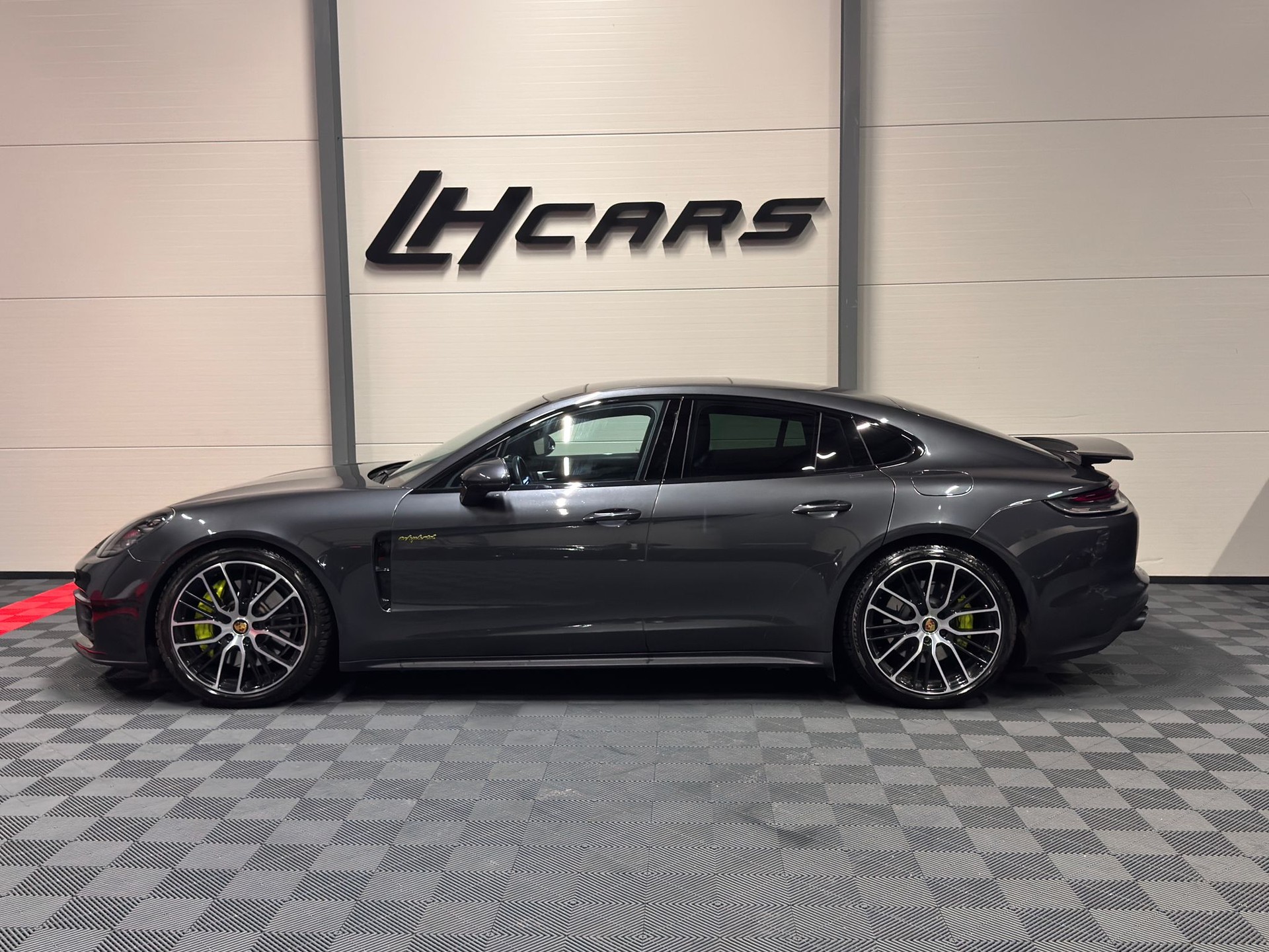 PORSCHE Panamera 2.9 V6 4 E-Hybrid-image-1