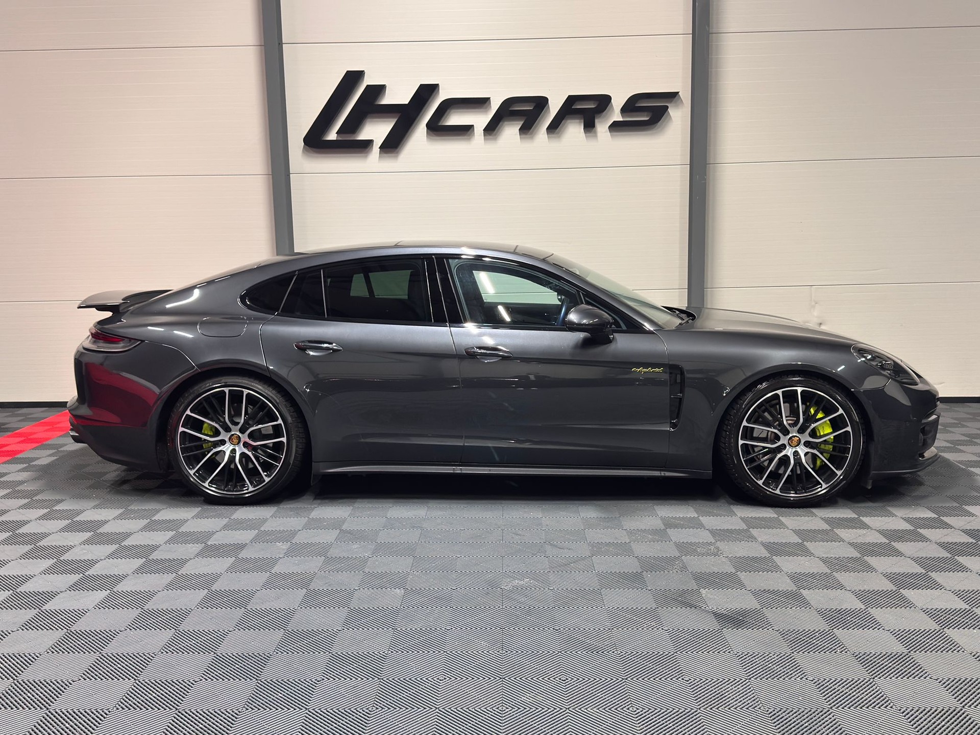 PORSCHE Panamera 2.9 V6 4 E-Hybrid-image-4