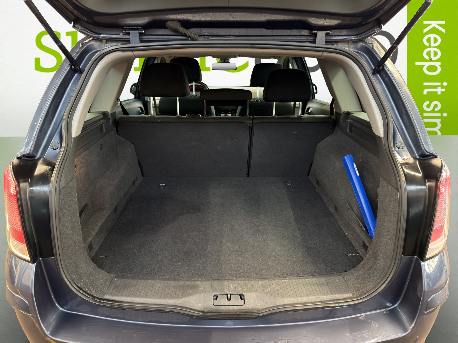 OPEL Astra Caravan 1.6i 16V Enjoy-image-10