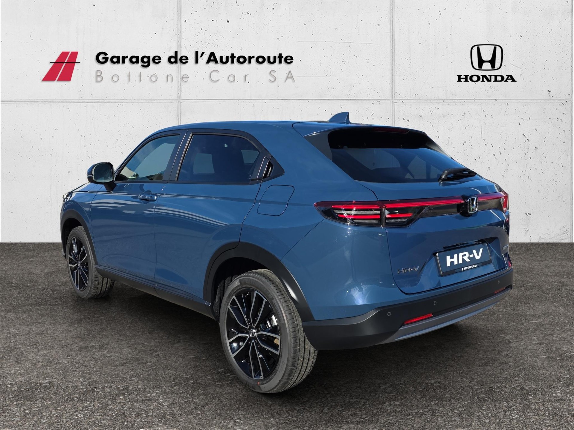 HONDA HR-V 1.5 i-MMD Elegance-image-2