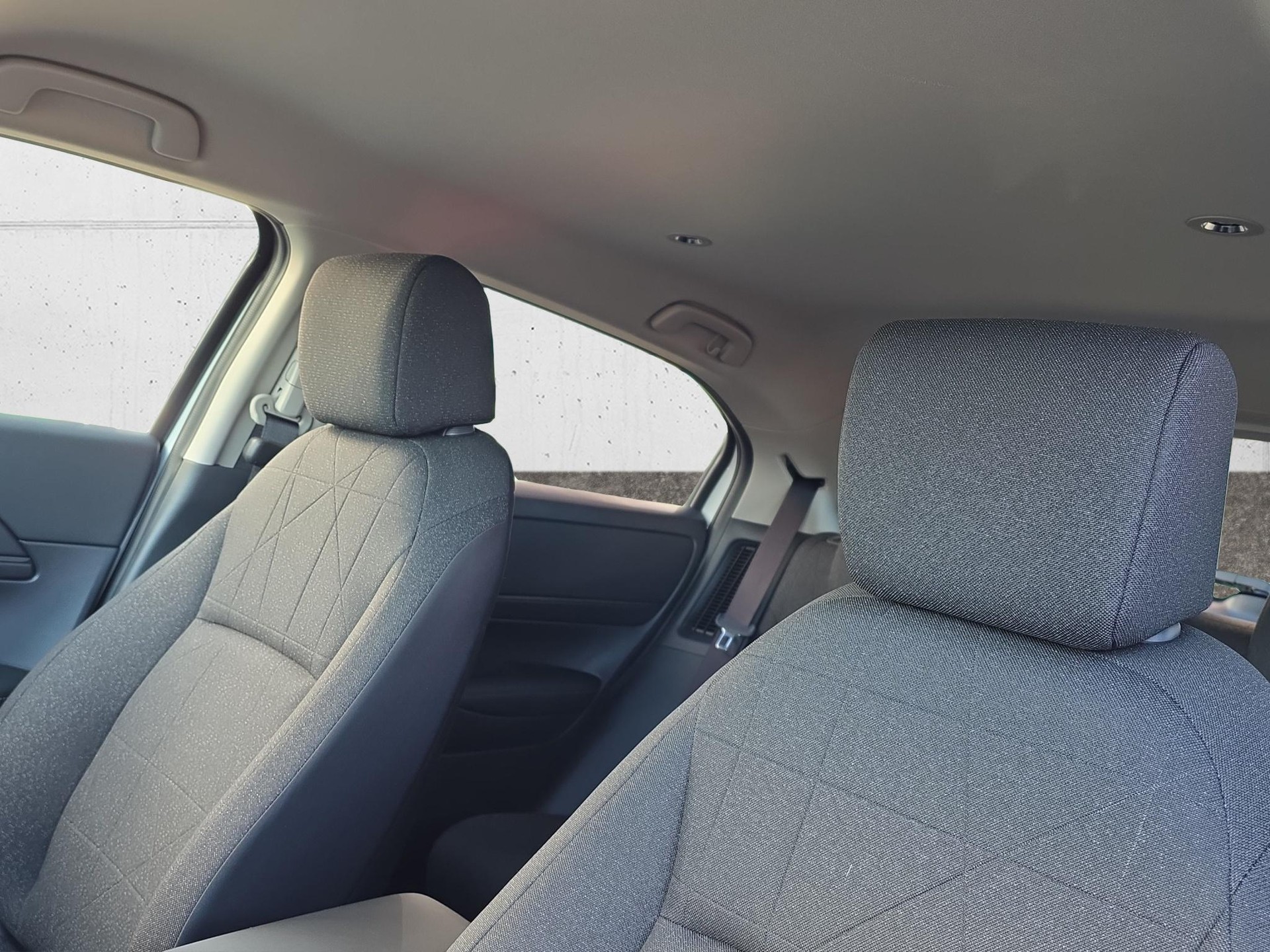 HONDA HR-V 1.5 i-MMD Elegance-image-19