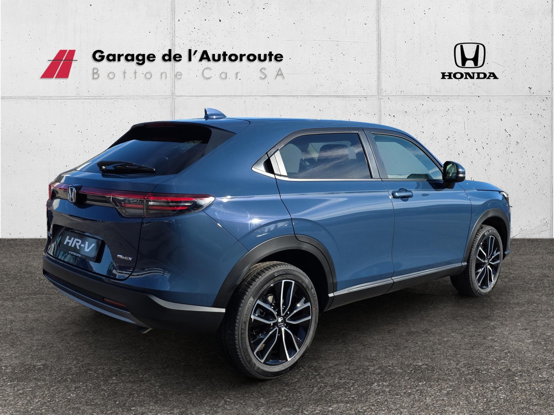 HONDA HR-V 1.5 i-MMD Elegance-image-4