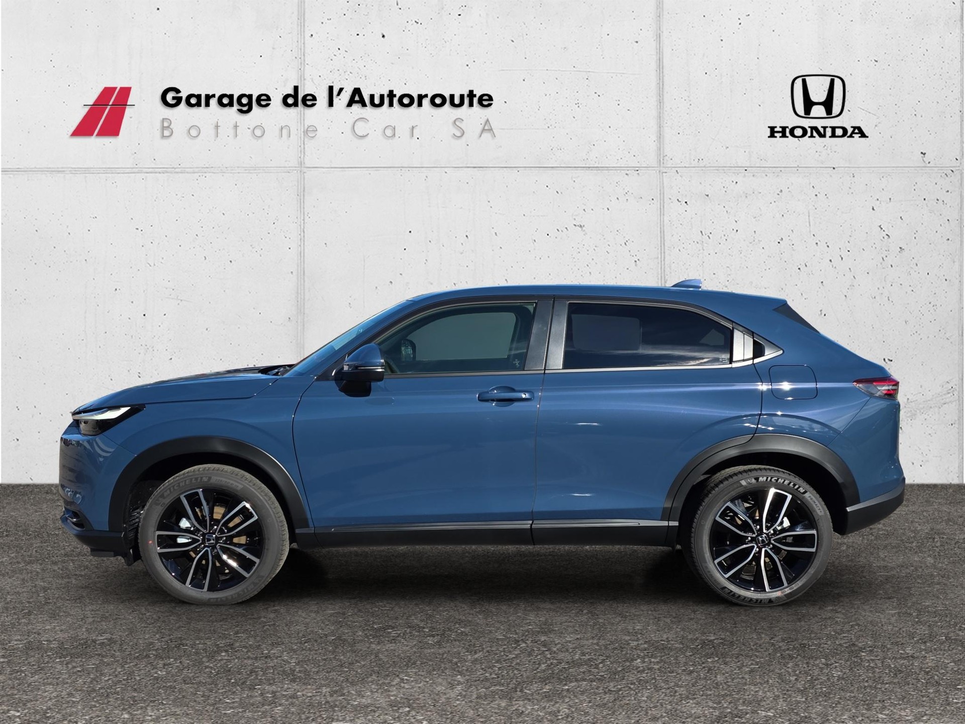 HONDA HR-V 1.5 i-MMD Elegance-image-1